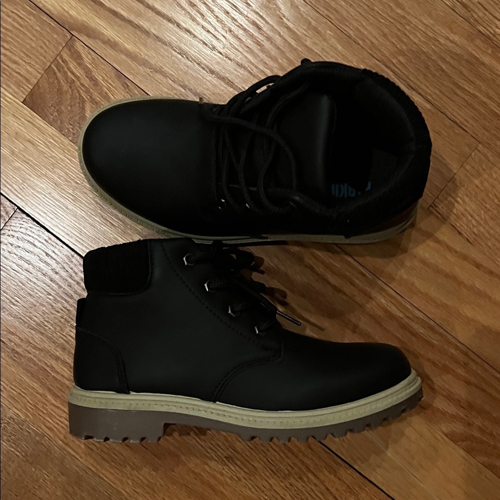 Fabkids Black and Gray Kids Boots